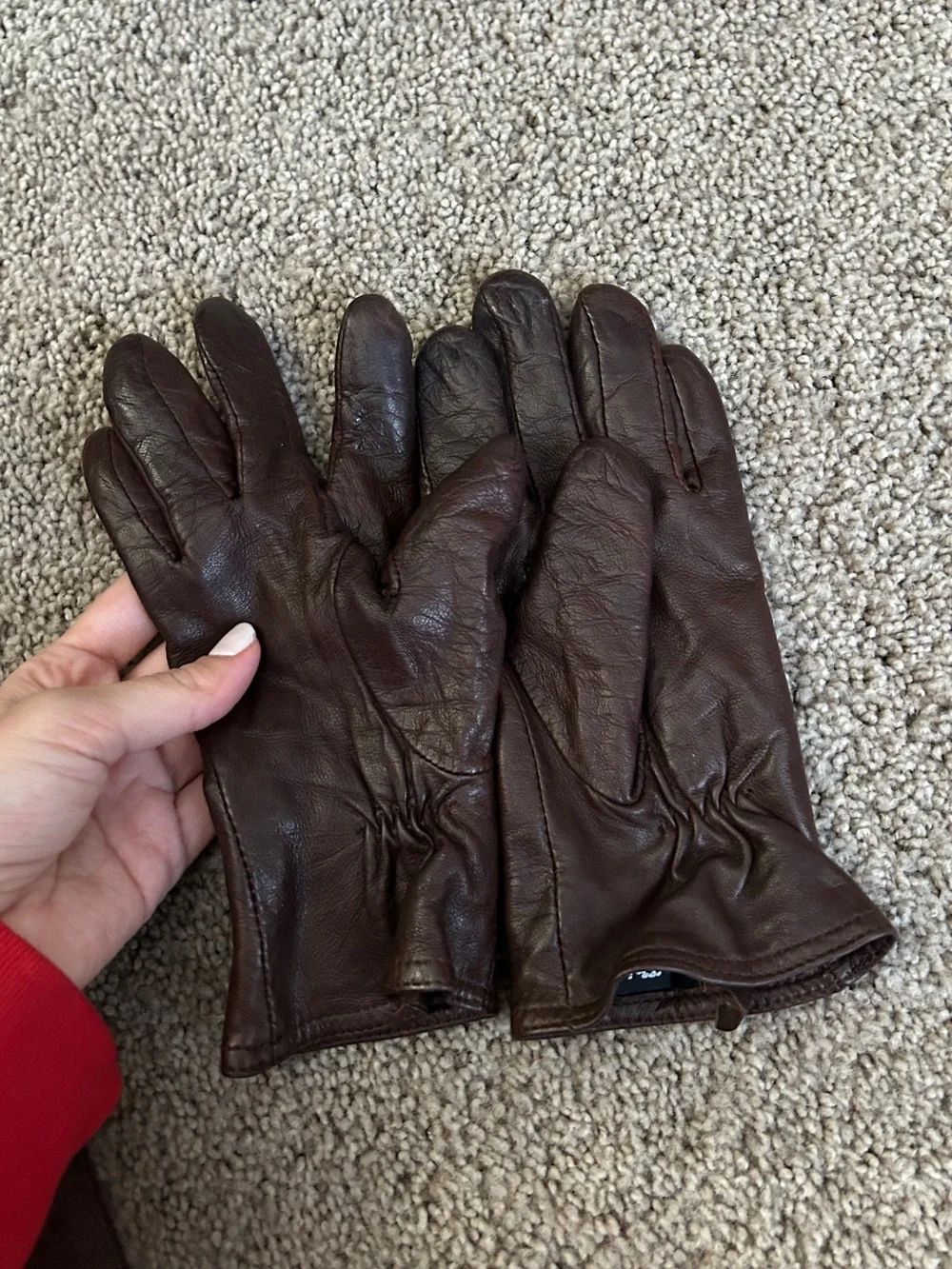 Brown leather gloves with Thinsulate lining